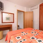 6725a * Podgora (Split-Dalmatia)